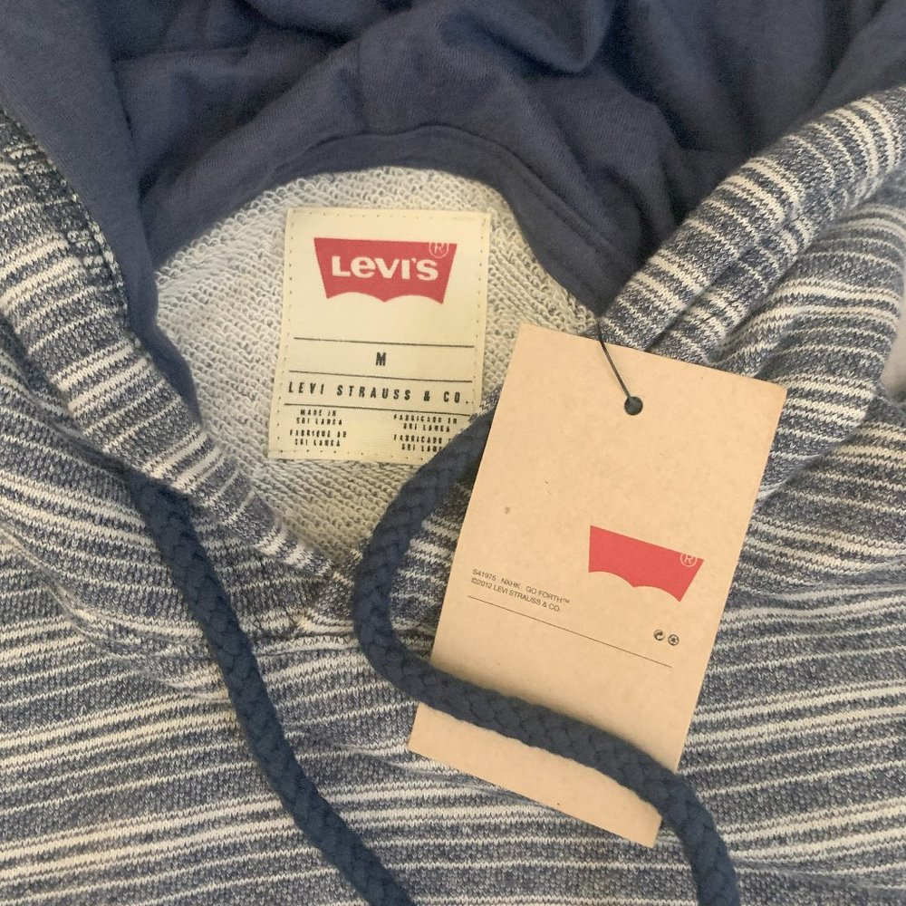 NWT Levi's Men's Size M Striped Fleece Pullover Hoodie